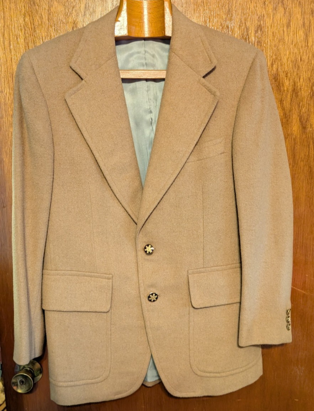 Men's Vintage 100% Camel Hair Blazer Sport Coat Size 39S USA Made EUC